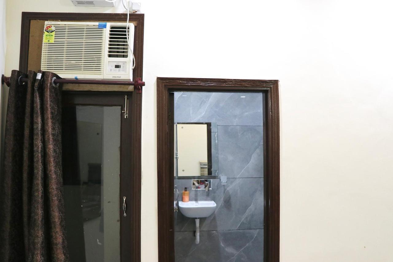 Homestay Comforts 500M From Amritsar Airport المظهر الخارجي الصورة